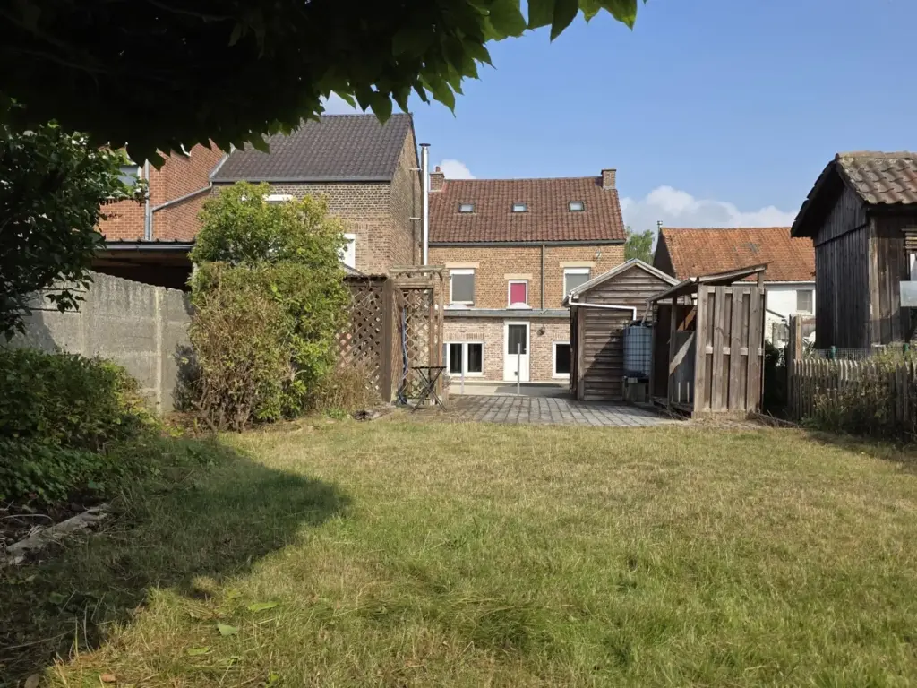 VENDU -  Hélécine Spacieuse maison 4 ou 5 chambres