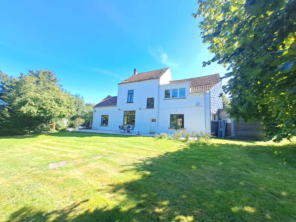 VENDU - LIMAL- Superbe maison sur terrain de 60 ares